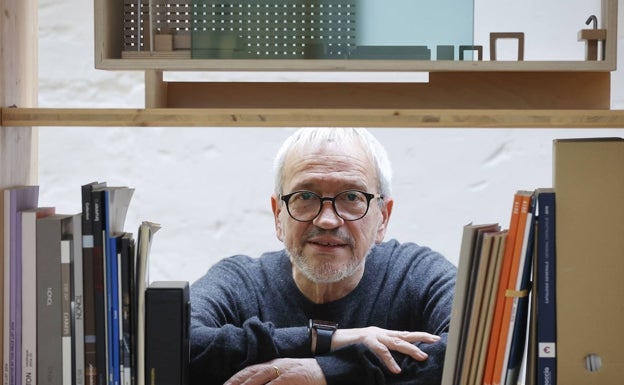 Pepe Cosín, diseñador: «La sociedad ha tardado pero ya ha empezado a reconocer la importancia del diseño»