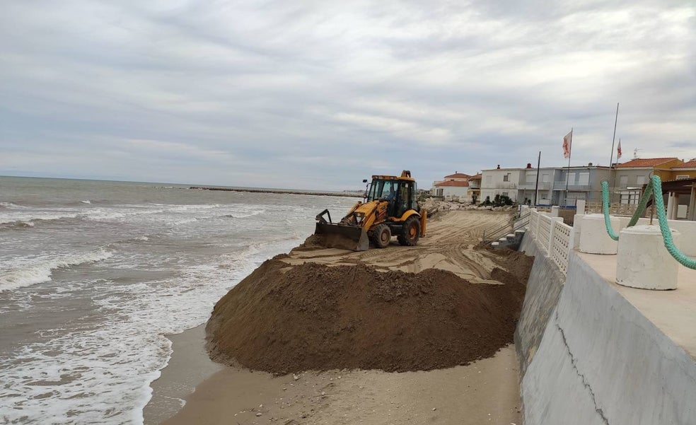 La costa valenciana sólo ha recibido el 5% de la inversión prevista para su regeneración