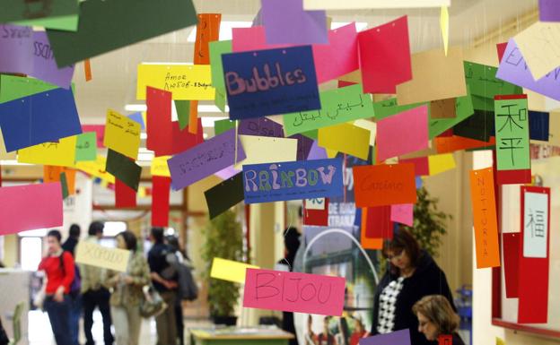 Inscripción en la Escuela Oficial de Idiomas: qué se puede estudiar y guía útil para apuntarse (horarios, sedes...)