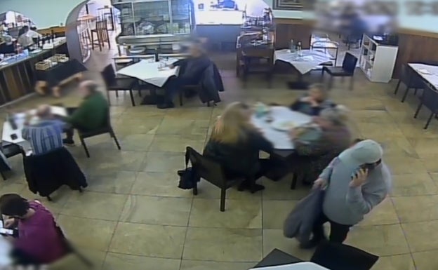 Roba en un restaurante de Novelda un bolso con un décimo de Navidad que resulta premiado