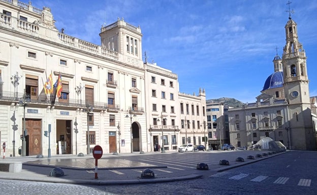 La Cámara de Comercio de Alcoy recibe 50.000 euros para su sostenimiento