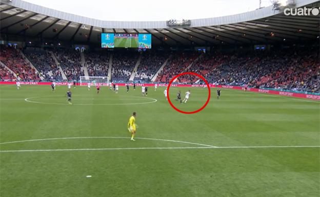 El golazo de récord de Patrik Schick en el Escocia-República Checa