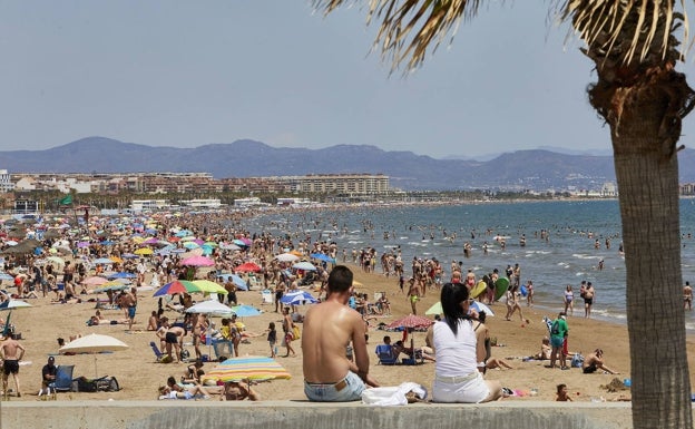 Sanidad adaptará la vacunación a las vacaciones de los valencianos