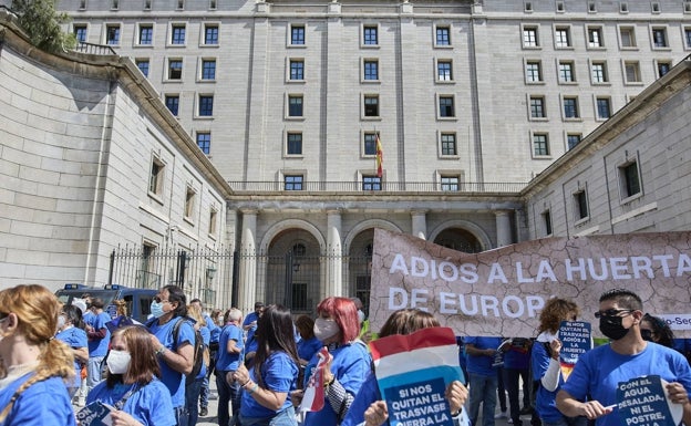 El Consell acepta condiciones más duras en la negociación del trasvase Tajo-Segura