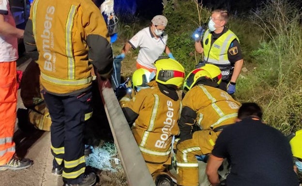 Un motorista resulta herido de gravedad tras una caída en Pedreguer