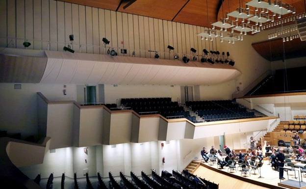 El Ayuntamiento recurre a otra empresa para realizar catas en el Palau de la Música