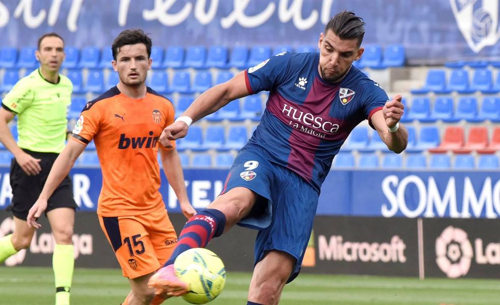 Bordalás confirma que quiere a Mauro Arambarri y a Rafa Mir