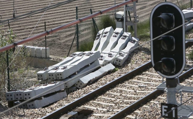 El AVE a Castellón durará hasta 25 minutos más en agosto por las obras del corredor