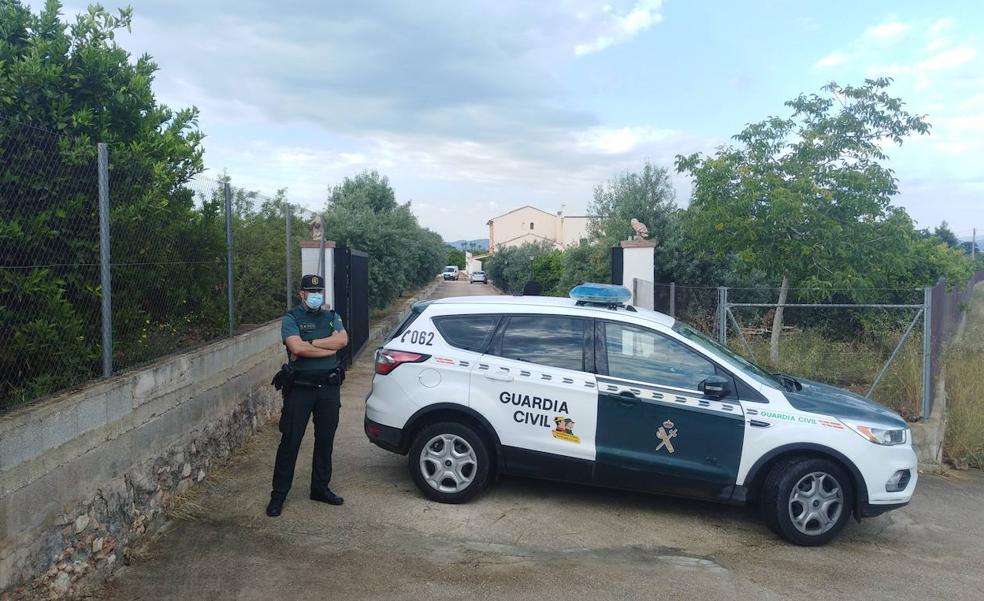 La Guardia Civil regresa al pozo al que fue arrojado el cuerpo de Wafaa en busca de más restos