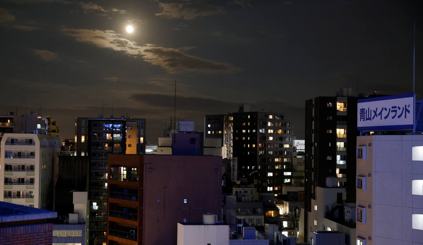 La luna llena de fresa, una superluna para recibir el verano