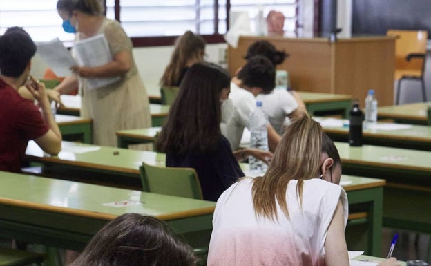 125 exámenes de Filosofía se corregirán de nuevo por los errores de la evaluación inicial