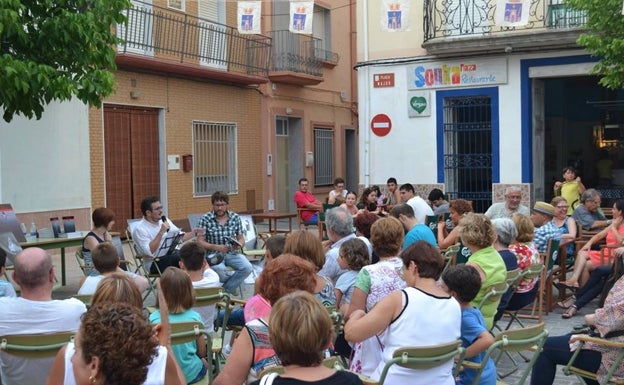 Literatura a la Plaça vuelve a Benifairó con actos para todos los públicos