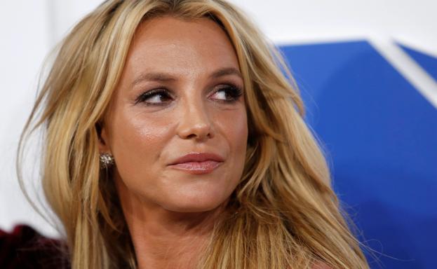 El padre de Britney Spears seguirá siendo su tutor