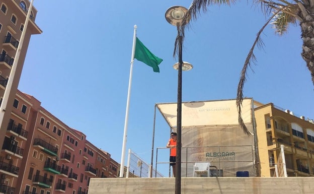 Port Saplaya se reabre al baño