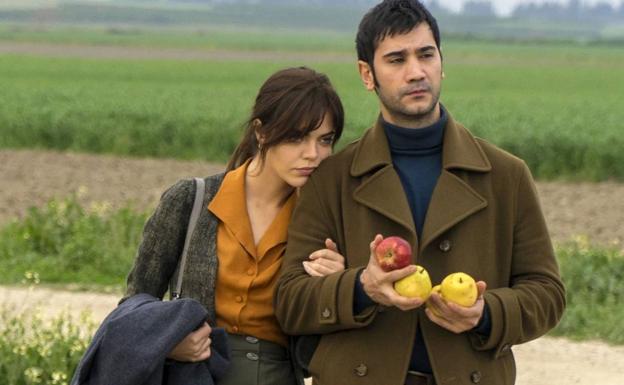 Así son Hilal Altınbilek y Uğur Güneş, los protagonistas de 'Tierra Amarga'