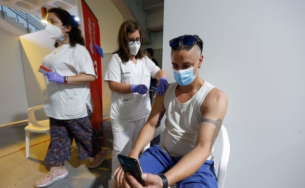 Alzira duplica el número de contagios en cuatro días