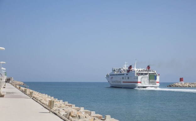 Gandia se queda sin ferry a Ibiza y espera recuperarlo en 2022