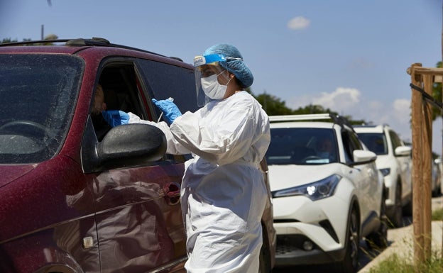 Sanidad notifica 266 contagios en la provincia de Alicante, 59 casos menos que ayer