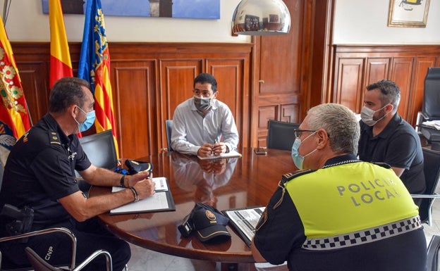 El Ayuntamiento y los Cuerpos de Seguridad de Alcoy se coordinan contra el covid