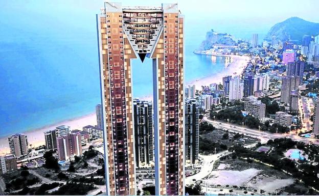 Benidorm estrena un emblema de altura