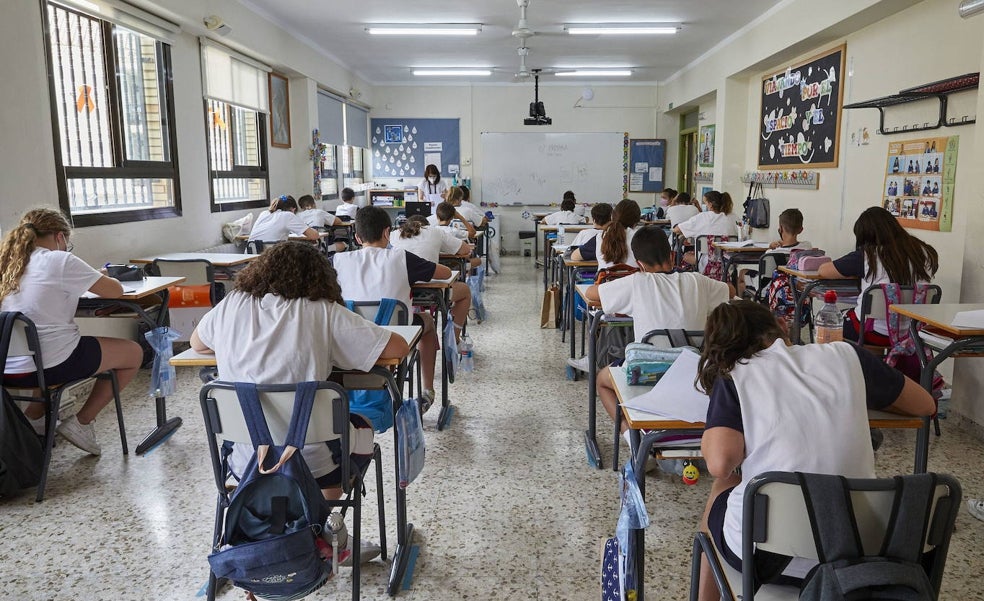 Educación no define los protocolos del nuevo curso a mes y medio de su inicio