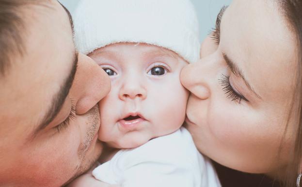 Cómo será el nuevo permiso de maternidad y paternidad de hasta un año y la futura prestación pro crianza de hijos