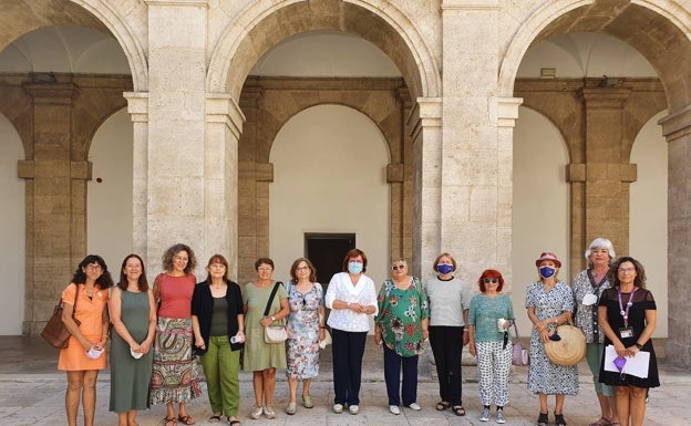 Colectivos feministas rechazan la 'Ley Trans' por vulnerar los derechos de la mujer