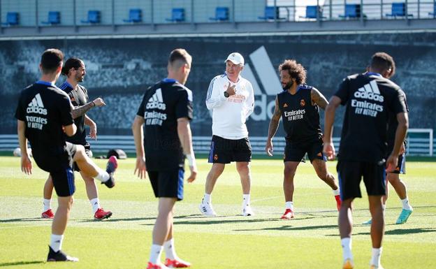 Ancelotti: «Me ha gustado el compromiso de Carvajal, Nacho, Marcelo o Isco»