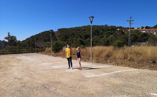 Serra crea 35 plazas de aparcamiento en la zona de Baix la Torre