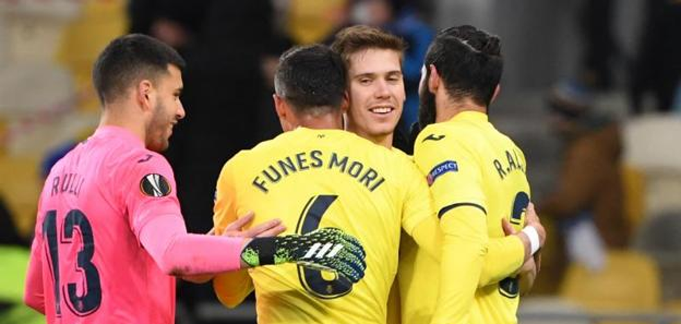 El renovado Valencia se pone hoy en escena ante un Villarreal de Champions - Vimarsana News