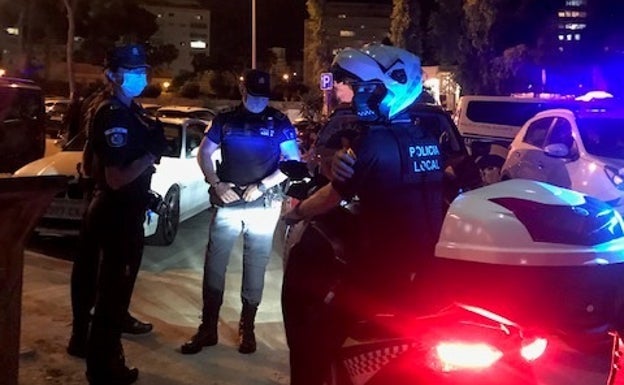 Detenidas dos personas en Alicante por el robo con fuerza de un ciclomotor de madrugada