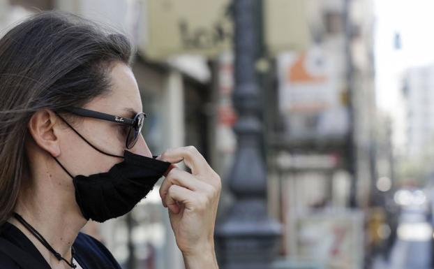 Puig explica los planes sobre el uso de la mascarilla en lugares públicos en la Comunitat tras el aumento de contagios