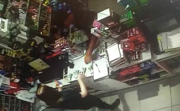 Así es el 'hurto mágico', la última estafa que ha llegado a Santa Pola