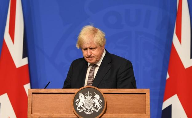 Johnson pide a la UE su confianza para gestionar la frontera norirlandesa