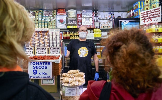 Los vendedores del Mercado Central recibirán 600.000 euros del plan Resistir de Ciutat Vella