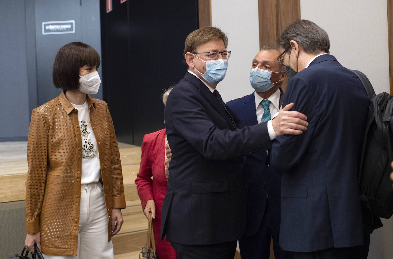 La patronal valenciana avala la política fiscal de Madrid y rechaza el plan de Puig