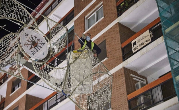 Valencia invertirá 300.000 euros en luz de Navidad, menos que Málaga o Zaragoza