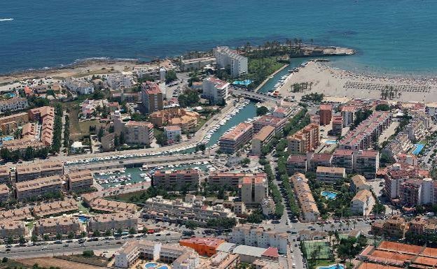 Xàbia recicla más de 50 toneladas de textil usado en seis meses