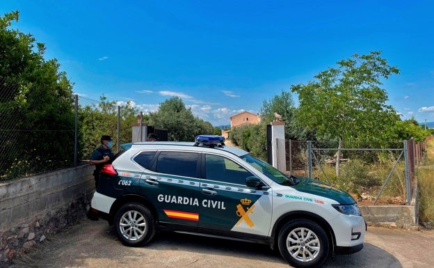 La Guardia Civil detiene al presunto autor de cinco atracos en gasolineras y tiendas de Valencia