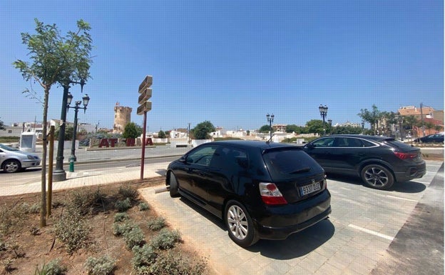 Paterna estrena 152 plazas de aparcamiento frente al entorno de la de la Torre y las cuevas