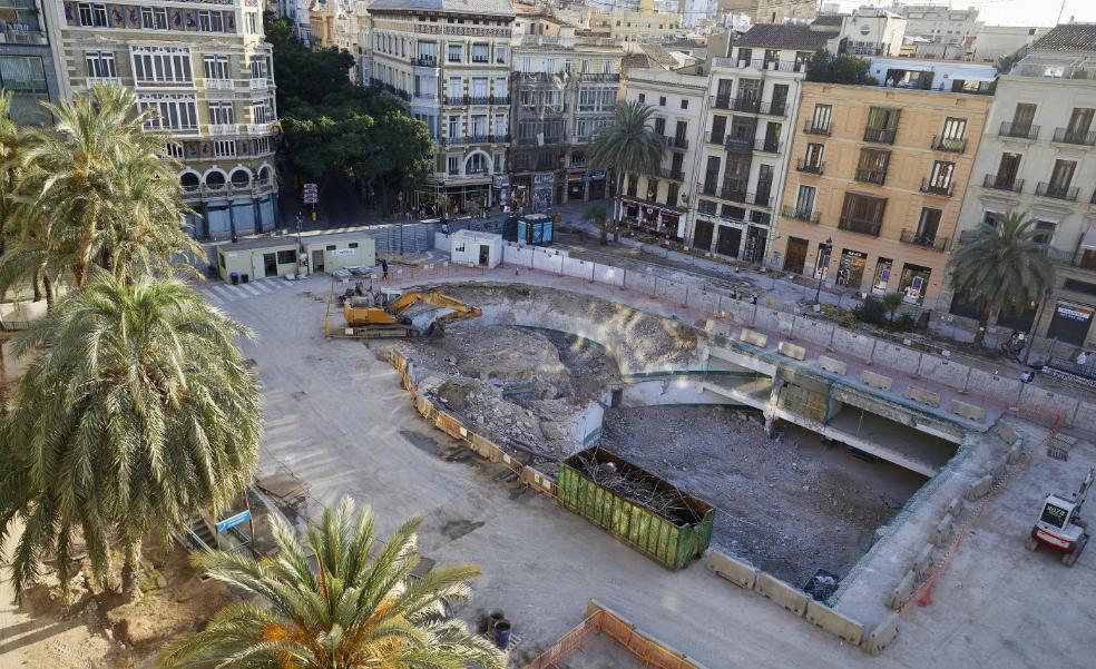 El coste de la plaza de la Reina de Valencia se dispara 1,6 millones por el mal estado del aparcamiento