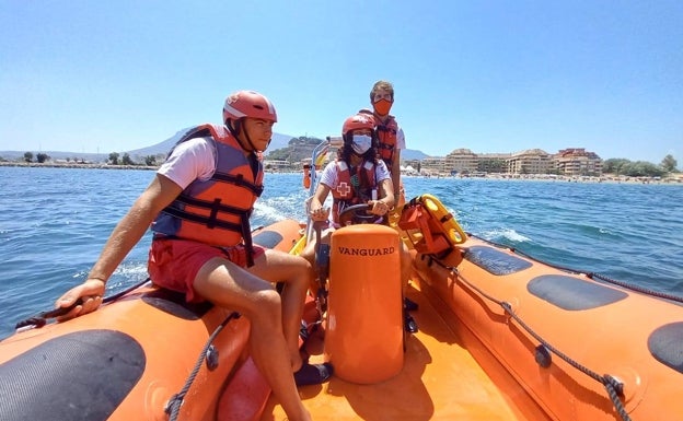 Localizan a un niño en Dénia a 3,5 kilómetros de la playa en la que se había perdido