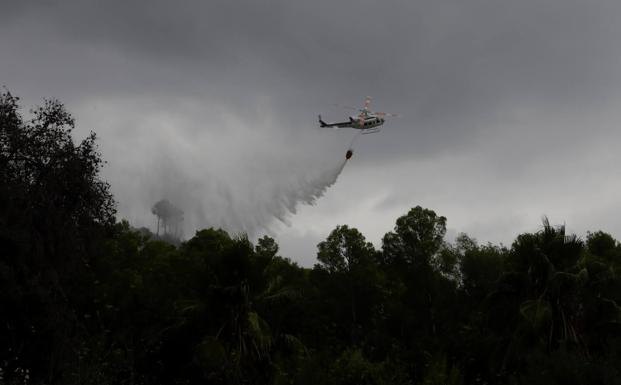 El incendio de Rafelguaraf con cuatro focos deja 180 hectáreas calcinadas