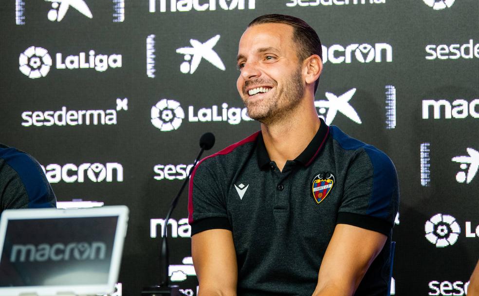 Roberto Soldado: «¿El regreso a Mestalla? Cada uno que se exprese como quiera»