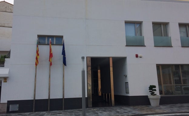 Los vecinos de Real de Gandia pueden solicitar las ayudas para material escolar