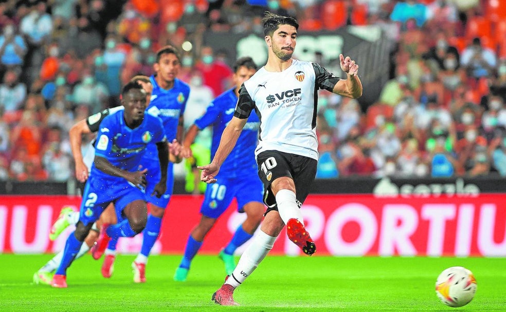 Carlos Soler, el futbolista total