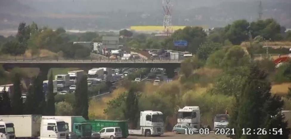 Tráfico en Valencia: atascos en la Operación Salida de la DGT | 25 kilómetros de atascos en el by-pass y la A-3 en plena Operación Salida - Vimarsana News