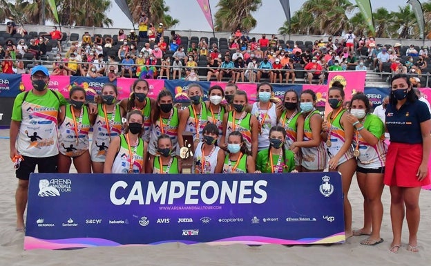 Las cadetes del CH Xàbia-Altealife conquistan el Campeonato de España