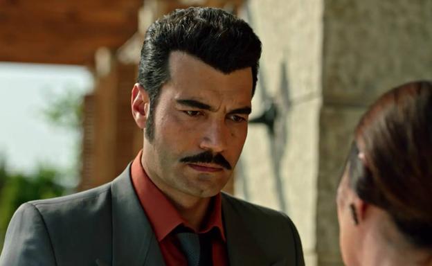 El sorprendente cambio de Murat Ünalmış (Demir en 'Tierra amarga') cuando sale de su personaje