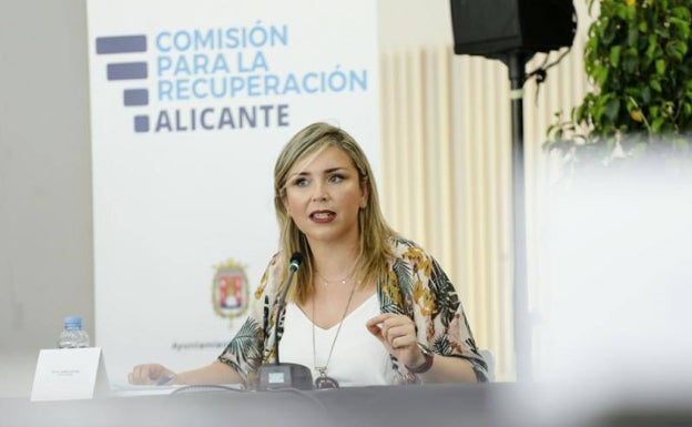 Mari Carmen Sánchez: «El Consell mantiene la sanidad pública en una crisis permanente»